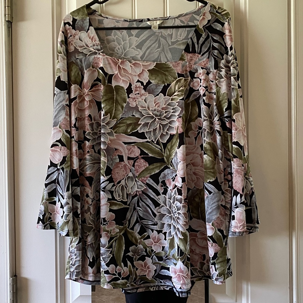 Cato Floral Top